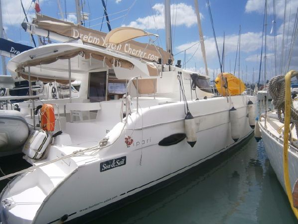 Used Sail Catamaran for Sale 2009 Lipari 41 Boat Highlights
